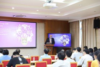 可按栏目扩展阅读相关条目