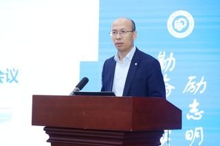 上海市梅陇路130号